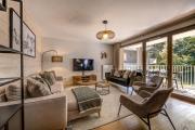 White Pearl Apartments