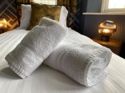 Eclectic Bungalow Parking Nr Beach