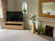 Charming Bournemouth house with beautiful spacious gardens, 5 min drive to beaches, free parking for 2-3 cars