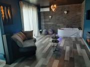 Luxe ,jacuzzi ,détente ,calme parking