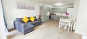Spacious 2B2B Apartment with Garden Spacious 2B2B Apartment with Garden