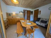 Appartement Calme au Centre de Beaufort - Balcon, Parking, Proche Commodités et Stations de Ski - FR-1-342-319
