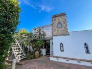 Torretta holiday house with a salt swimming pool
