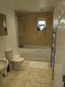 Peaceful Glastonbury Bungalow - Ideally Located