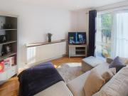 AO Home Lettings - Ferry Quays - Brentford