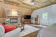 Lake Allatoona Area Studio w 2 Decks & Farm Views