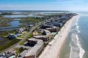 Top North Topsail Beach