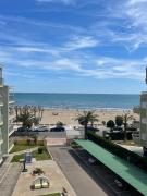 Primera línea y con piscina