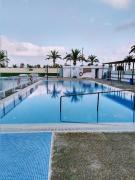 Primera línea y con piscina