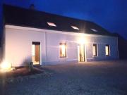 Fermette de charme rénovée avec grand terrain, 5 chambres, proche du circuit 24H du Mans - FR-1-410-304