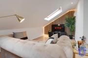 Scandi Loft Style Apartment - Sleeps 6 - near Manchester Airport
