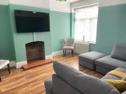 Hometel Digs Hidden Mansion Sleeps 15 Hometel Digs Hidden Mansion Sleeps 15