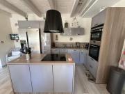 Maison avec piscine et cottage