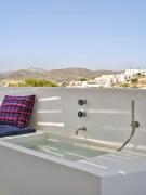 Naousa center - Cycladic house on 3 levels