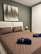 Sea Side Serenity Apartment