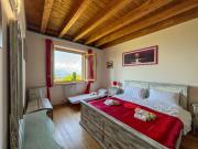 Top San Zeno di Montagna