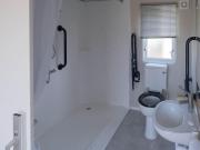 Pinewoods Easy Access sleeps 6 – dog friendly