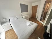 Cosy Budget En-suites, Optional Kitchen, Liverpool