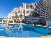 Cómodo Apto con vista al Mar