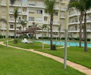 Appartement cosy avec piscine