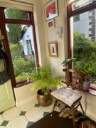 2 Bed Retreat by Lake, Hotel and Golf Course