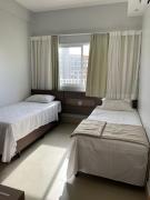 Lagoa ECO TOWERS ao lado do parque