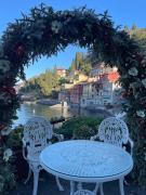 Varenna by Foot - Green House Varenna by Foot - Green House