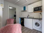 Comfortable 2 Bed Apartment Pass the Keys Comfortable 2 Bed Apartment Pass the Keys