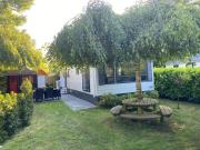 Mooi chalet in havenplaatsje op fietsafstand van het strand bij Ouddorp