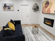 Brand New Deluxe 2 Bedroom Suite with AC & Den