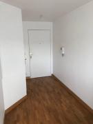 Studio meublé à louer 100 m de métro ligne 7