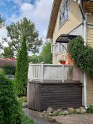 Old Wooden House apartment in central Tammisaari