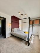 Sophisticated Home with Beautiful & Large Garden