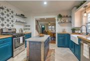 Midtown Masterpiece,Hot Tub, Spa bath - HVNLYhomes