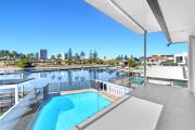 Riverside 4 Bedroom House Unit in Surfers Paradise