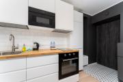 Old Town Modern Apartment