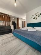 Palas Mall Garden Studio