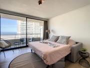 Oostende studio Royal Ascot R7 met terras en zeezicht op toplocatie Oostende studio Royal Ascot R7 met terras en zeezicht op toplocatie