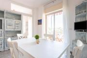 Seaside Escape - Cozy Apartment in Giardini Naxos