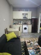 ქირავდება ორ ოთახიანი ბინა