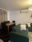 Twin House Mountain View sahel