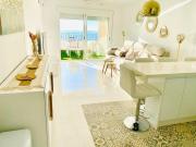 Jardines de Adnania en Marina del Este con vistas al mar