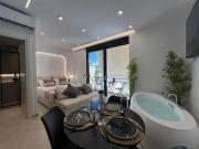 Top Piraeus Top Piraeus