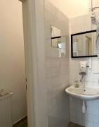 Spacious bungalow with parking