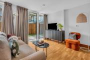 MySquare Two Bedroom Apartments in Limehouse MySquare Two Bedroom Apartments in Limehouse