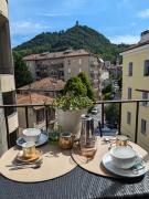 Bright flat just 10 minutes from the city centre