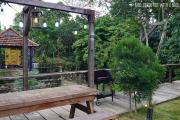 Nhà gỗ Huế với tiệc BBQ ngoài trời ấm cúng Nhà gỗ Huế với tiệc BBQ ngoài trời ấm cúng