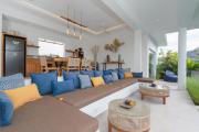 Villa Palikua - Luxury 2BR in Nyanyi Beach next to Luna Beach Club