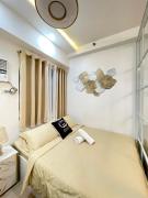 CD Staycation - Unit 5 at Trees Residences