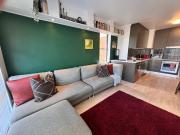 Couples Gateway in Sunny Elizabeth Bay